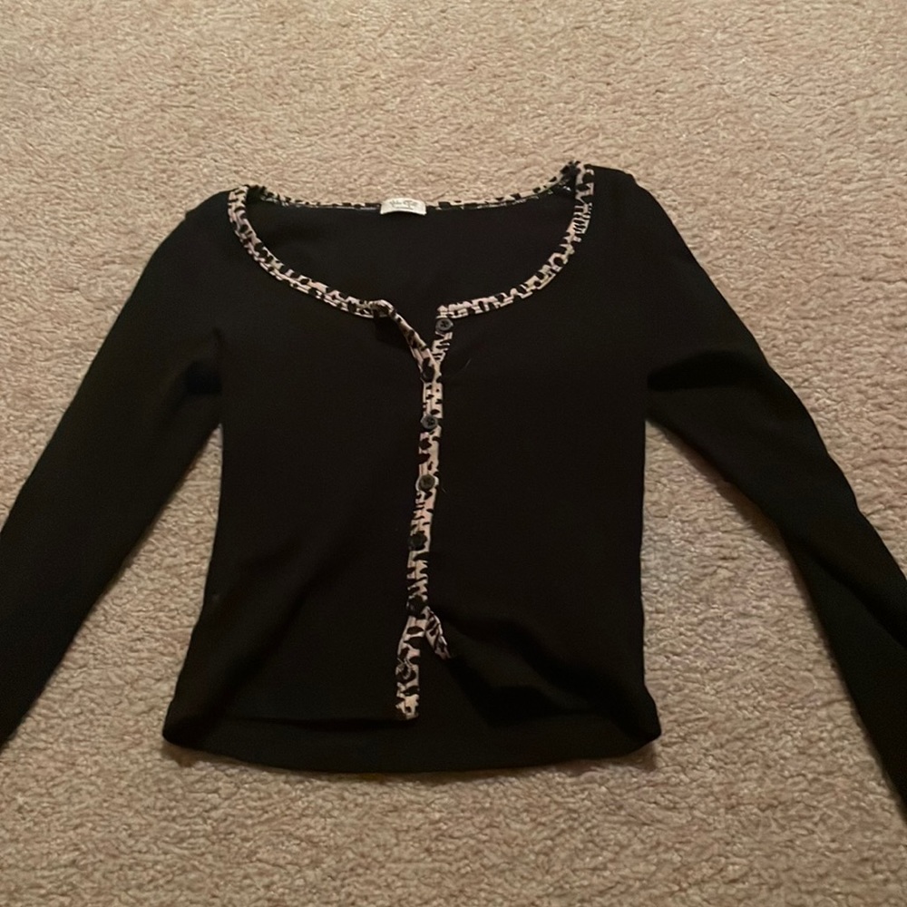 Brandy Melville cheetah trim top